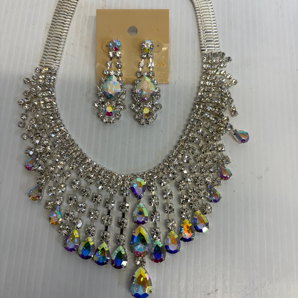 Aurora Borealis Crystal Bib Neckless & Earings